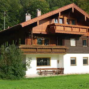 Familie Schweiger Apartment